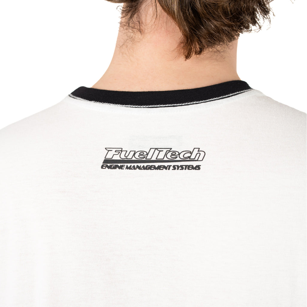 Camiseta Vintage FT — detalhe do logo FuelTech nas costas
