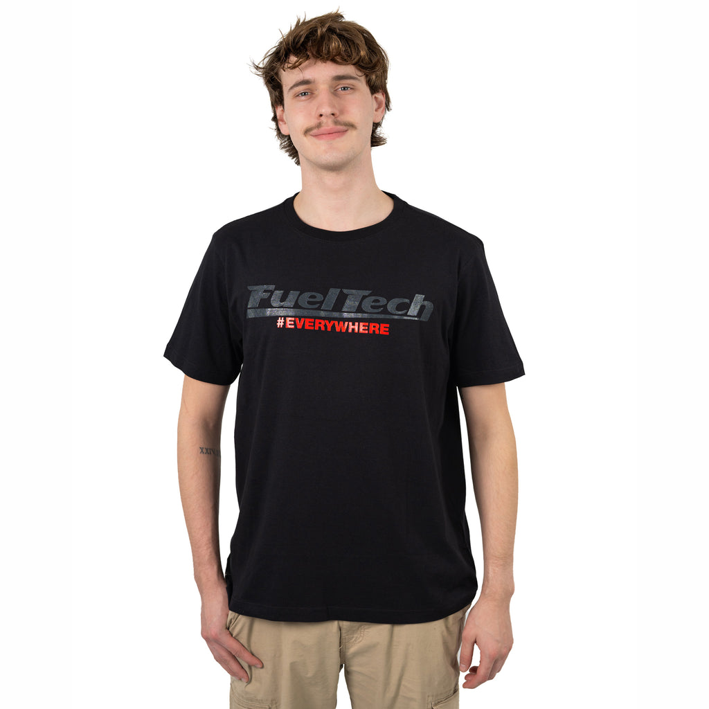 Camiseta Drag Bike FT — modelo vestindo a camiseta, vista frontal